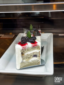 Paris Baguette in Calgary - Calgary Cafe and Restaurants - French Cafe Calgary