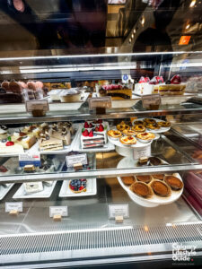 Paris Baguette in Calgary - Calgary Cafe and Restaurants - French Cafe Calgary